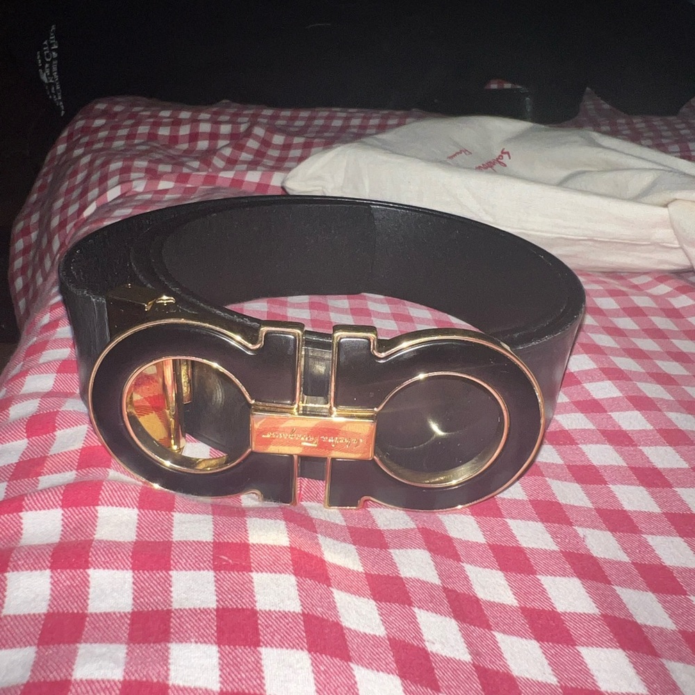 Salvatore Ferragamo Black and Gold Men’s Belt